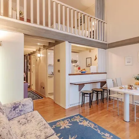 Grimaldi 1 Apartman